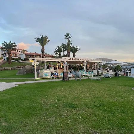 Altamira Beachfront El Duque אדחה