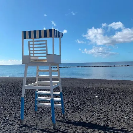 Altamira Beachfront El Duque *